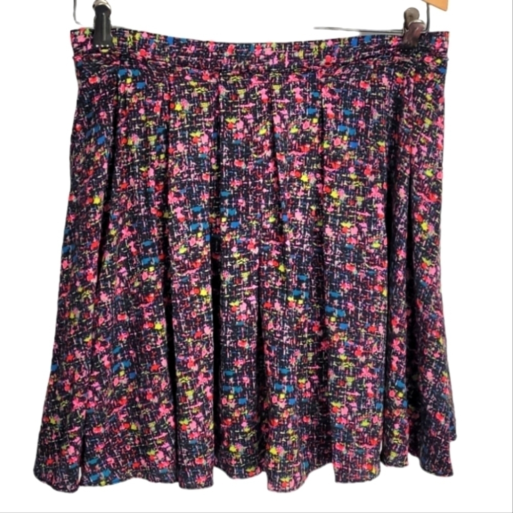 Collective Concepts Abstract Neon Print Mini Pleat Skirt, size large - Picture 5 of 5